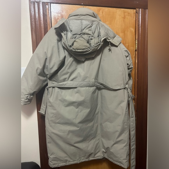 Eddie Bauer Men Coat with hoody - Picture 3 of 5